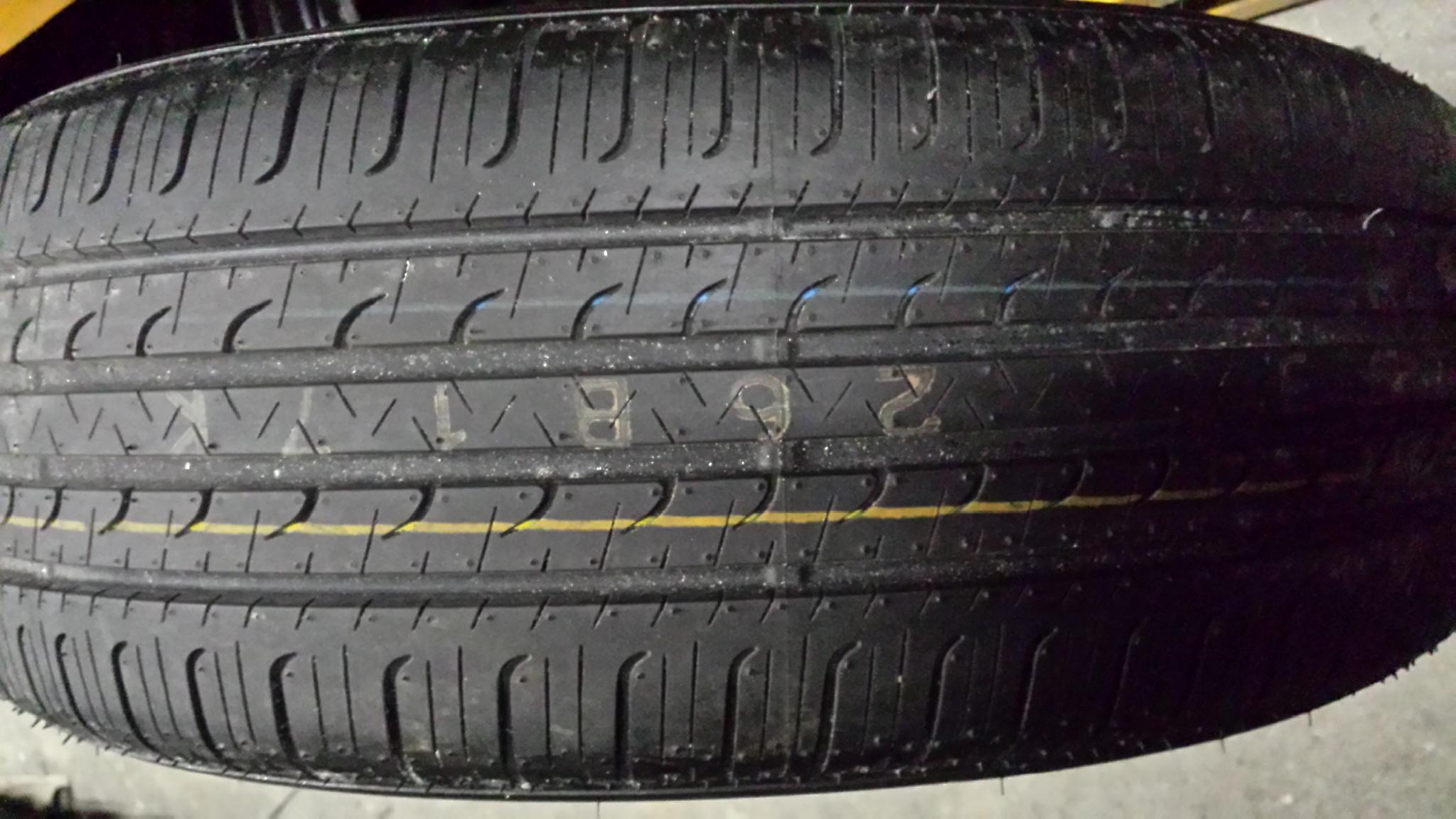 Sommerreifen Goodyear 225/55R16